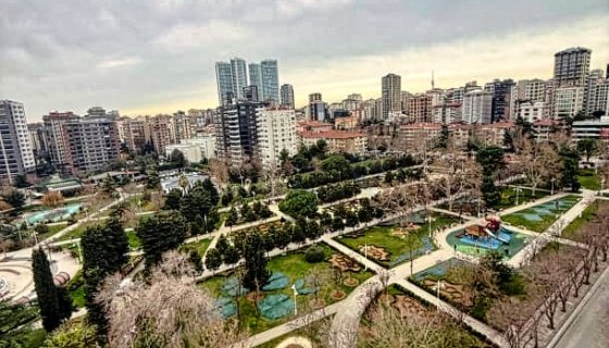 CADDEBOSTAN'DA SATILIK 4+1 210 M2 NET 67 M2 SALON