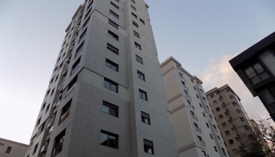 CADDEBOSTAN'DA SATILIK BAĞDAT CAD. YAKIN BALKONLU 2+1